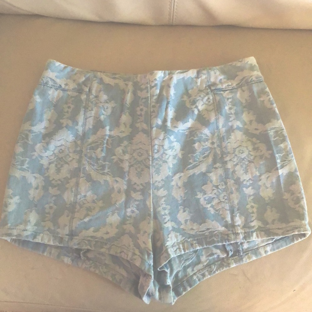 Kimchi Blue High Waist Vintage Style Denim Shorts